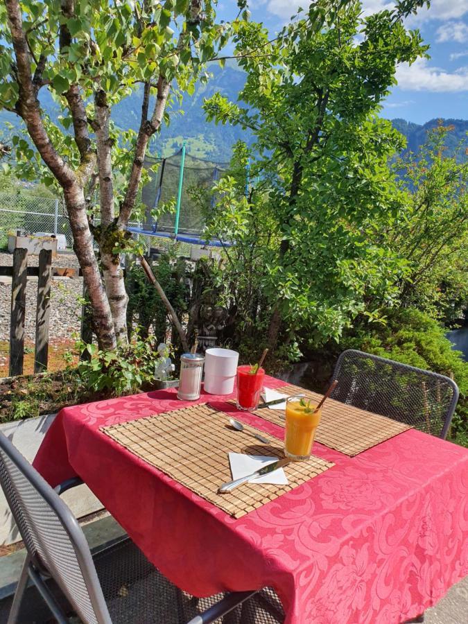 Bnb Haus Weibel Landquart Bagian luar foto