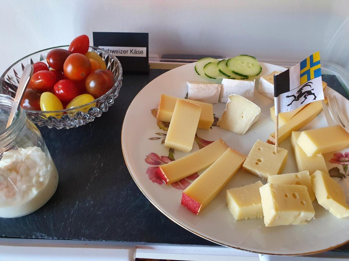 Bnb Haus Weibel Landquart Bagian luar foto
