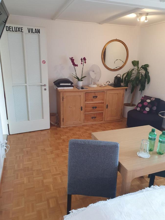 Bnb Haus Weibel Landquart Bagian luar foto
