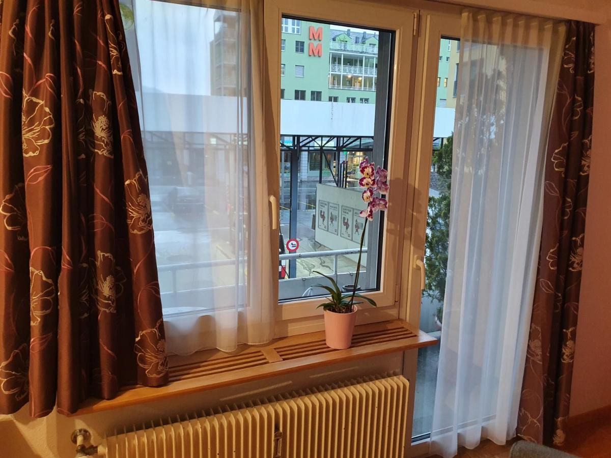 Bnb Haus Weibel Landquart Bagian luar foto