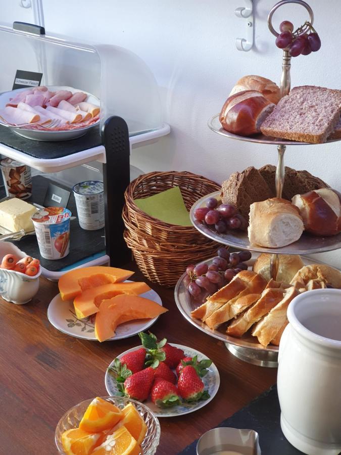 Bnb Haus Weibel Landquart Bagian luar foto